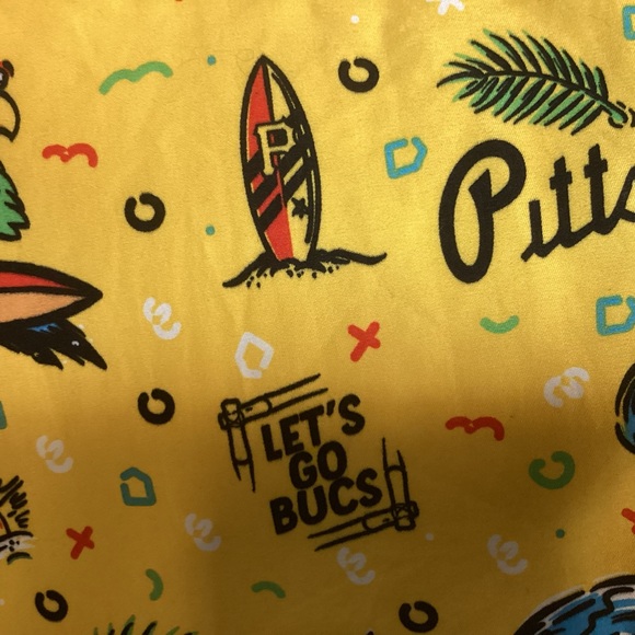Pittsburgh Pirates Hawaiian Shirt mens size XL - Picture 4 of 11